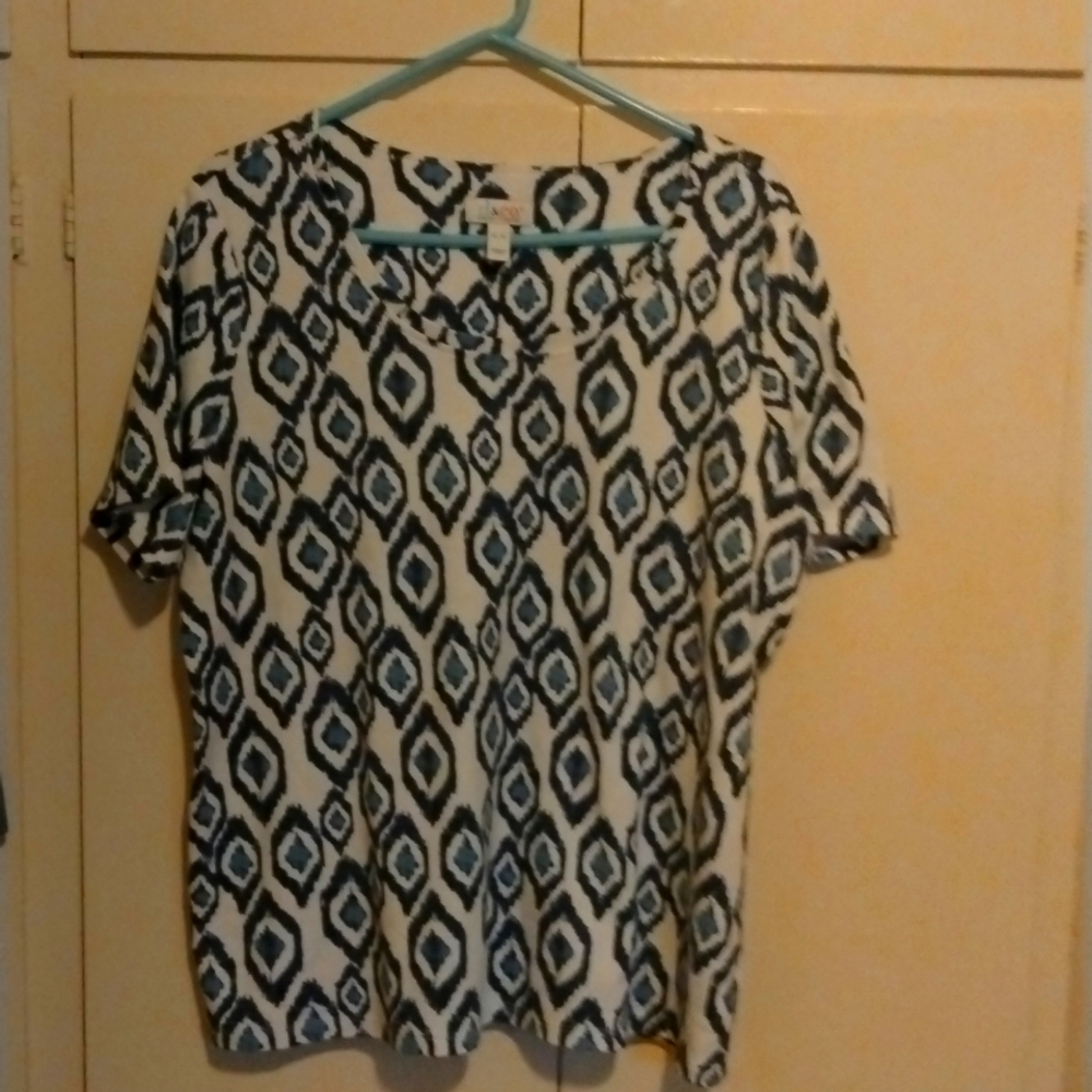 Denim and Company short sleeve shirt